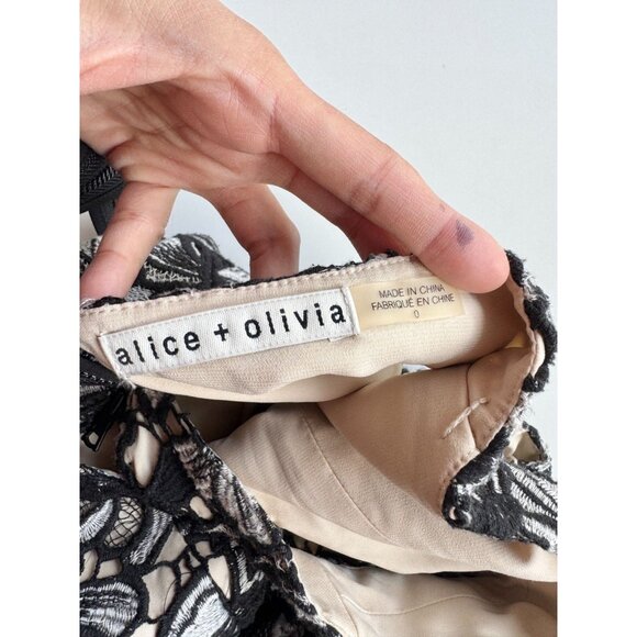 ALICE + OLIVIA Noreen Butterfly Guipere Lace V-Neck Halter Midi Dress, Size 0 - Picture 8 of 10